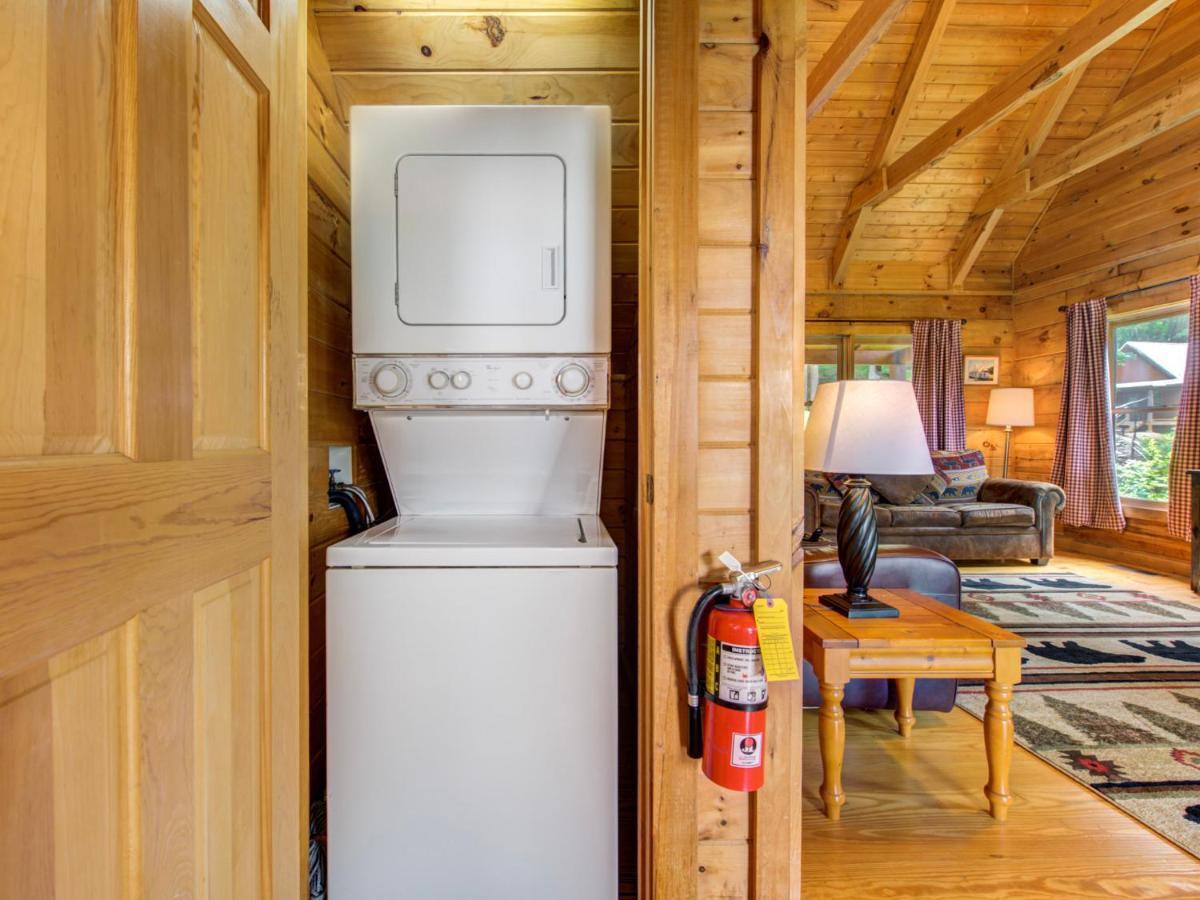 Bear Tracks, 2 Bedrooms, Hot Tub, Fireplace, Wifi, Jetted Tub, Sleeps 6 Gatlinburg Extérieur photo